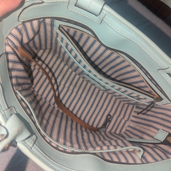 Dooney and Bourke Beacon mint tote bag. - Picture 12 of 16